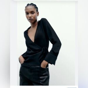 ZARA TIED FLOWY SHIRT. SIZE SMALL